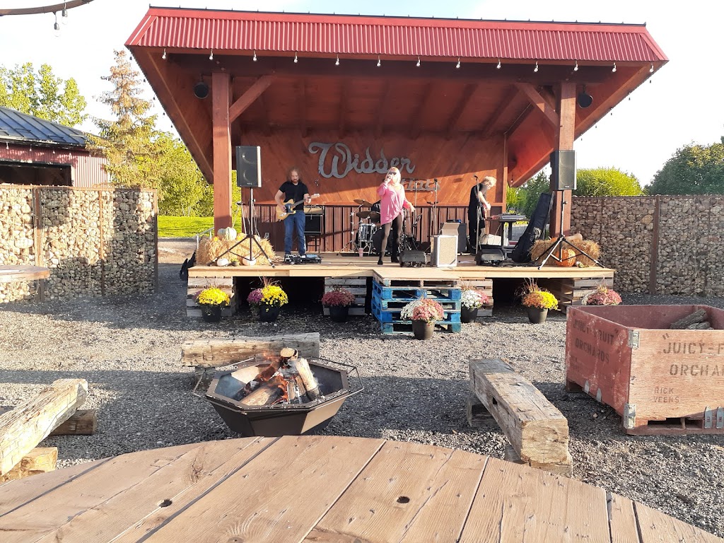 Widder Station Golf, Grill & Tap House | 8395 Decker Rd, Thedford, ON N0M 2N0, Canada | Phone: (519) 296-4653