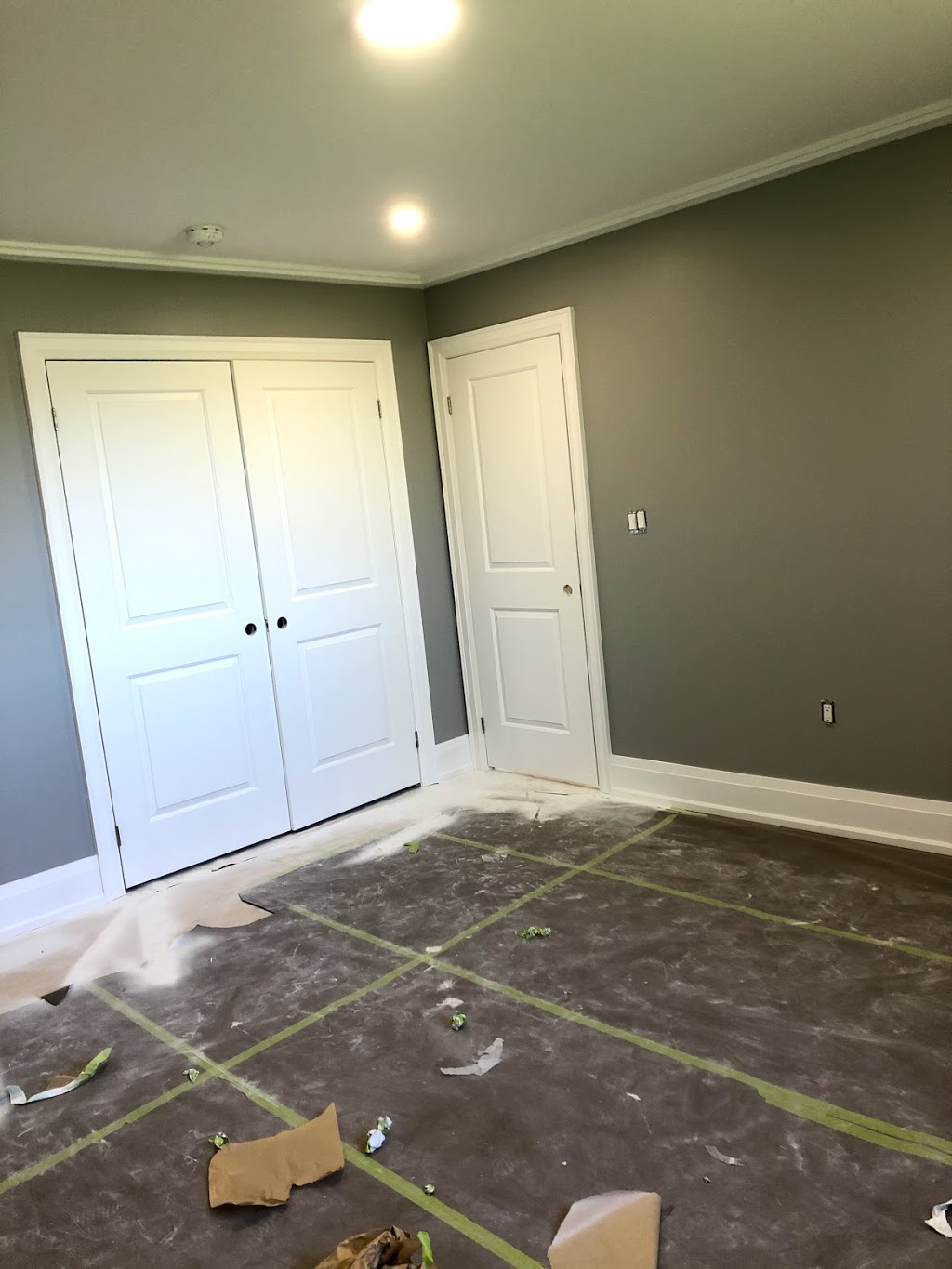 Dependable Painting | 12 Arthur Griffith Dr, Toronto, ON M4L 2L6, Canada | Phone: (416) 829-0006