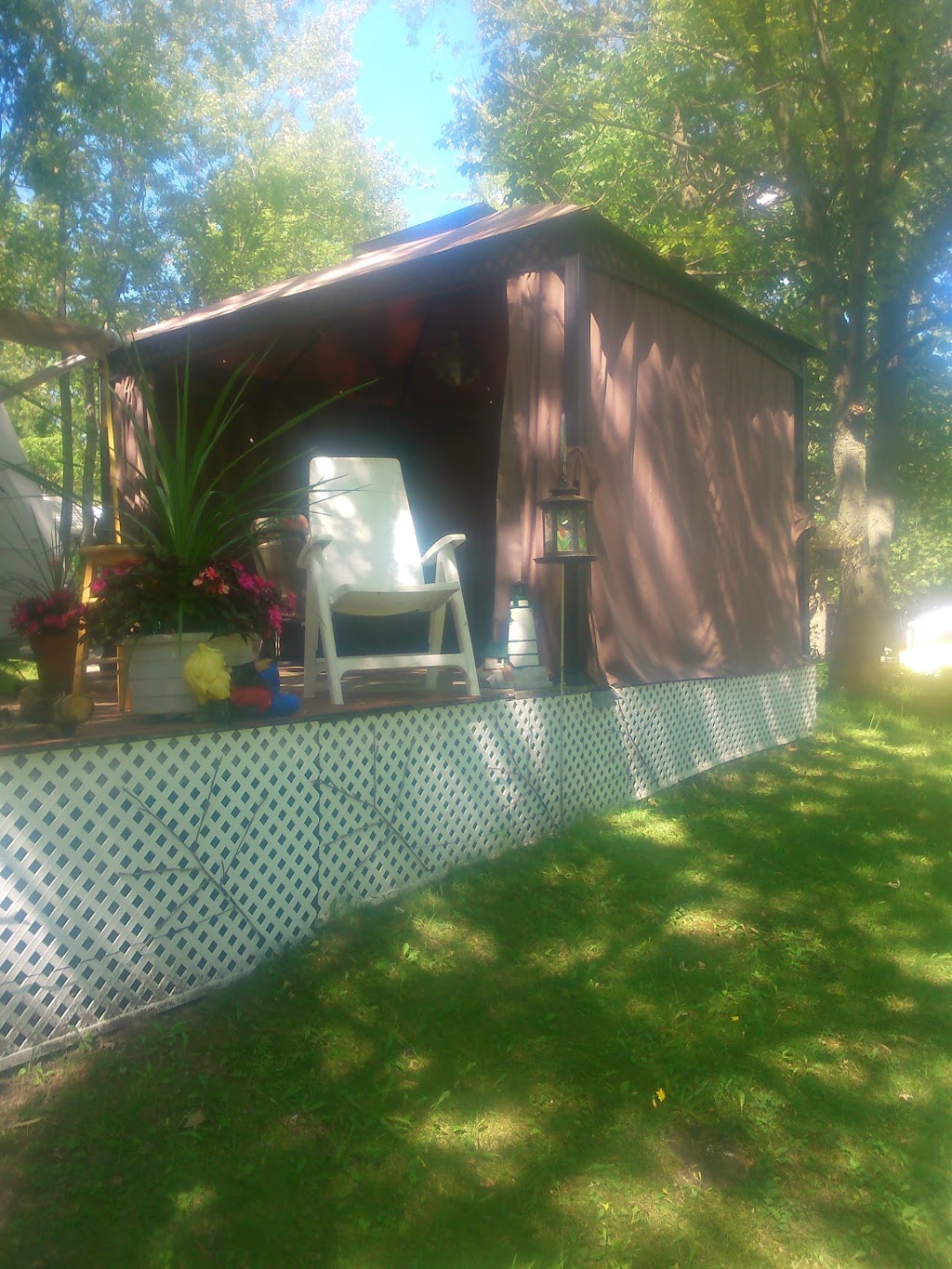 Camping Ste-Madeleine | 10 Rang Saint-Simon, Sainte-Madeleine, QC J0H 1S0, Canada | Phone: (450) 795-3888