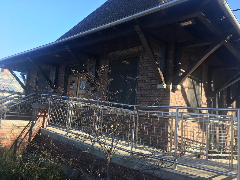 Cazenovia Park Shelter House & Restrooms | Warren Spahn Way, Buffalo, NY 14210, USA | Phone: (716) 838-1249