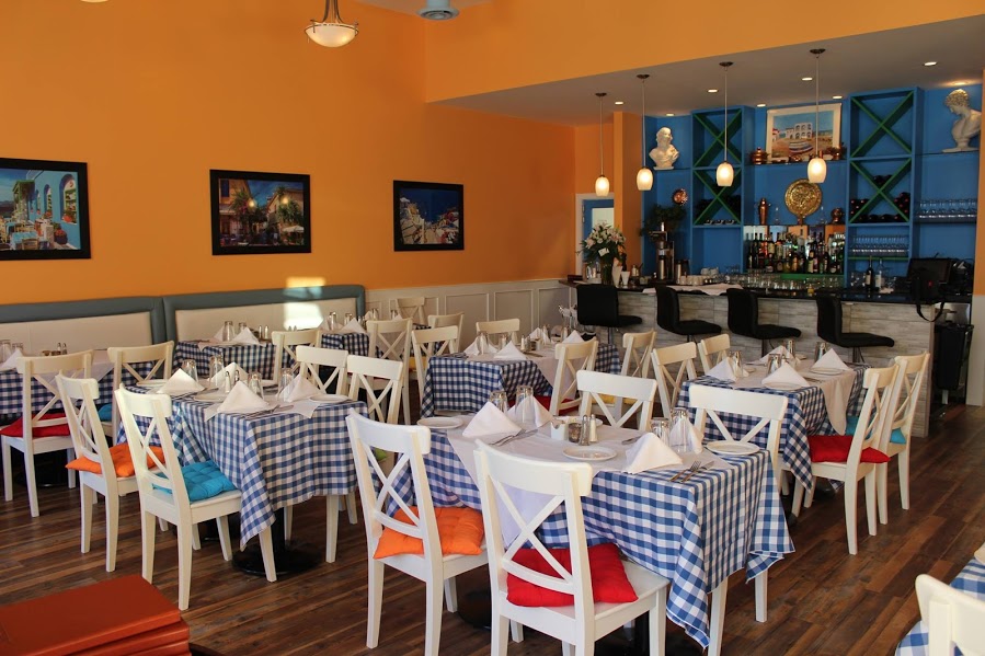 Plaka Greek Taverna - Okotoks | 44 Riverside Gate Unit 104, Okotoks, AB T1S 0J2, Canada | Phone: (587) 757-1477