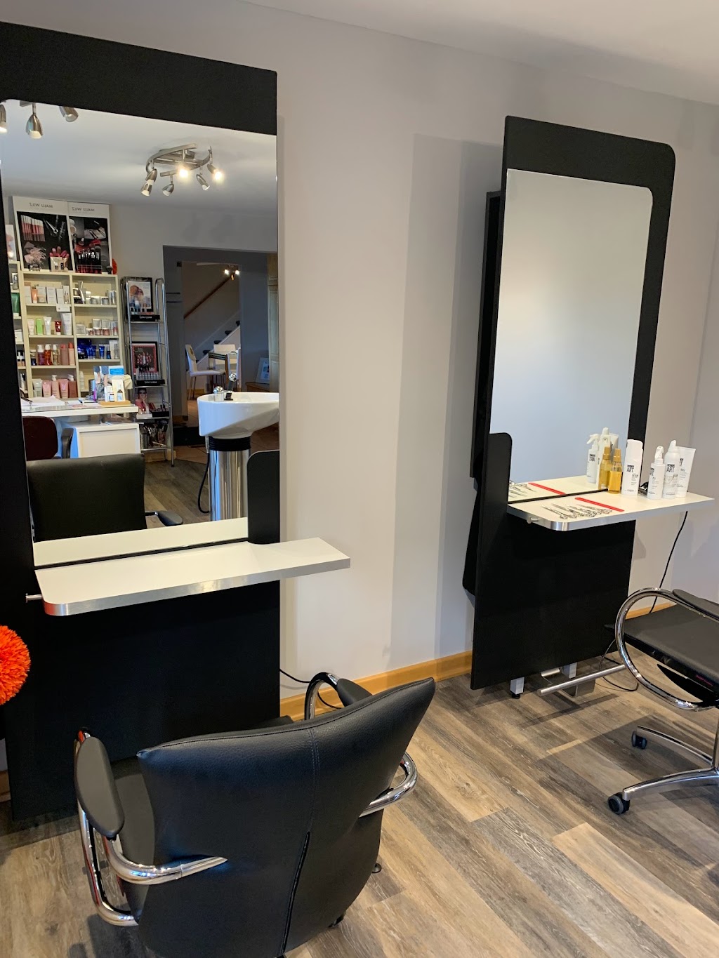 Jonathan & Company Hair Design And Esthetics | 2467 Snake River Line, Cobden, ON K0J 1K0, Canada | Phone: (613) 732-0975