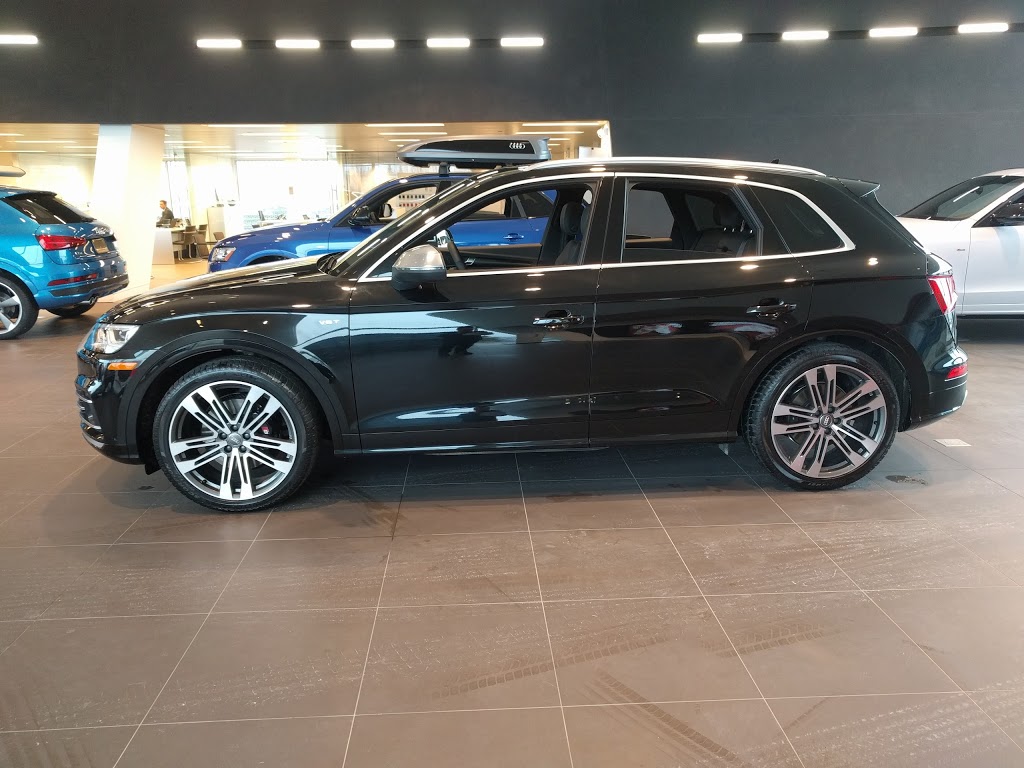 Audi Kitchener-Waterloo | 2350 Shirley Dr, Kitchener, ON N2B 3X5, Canada | Phone: (519) 514-0100