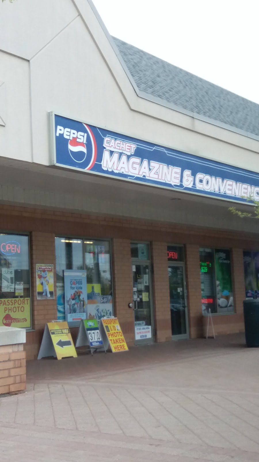 Cachet Magazine & Convenience | 9255 Woodbine Ave #21, Markham, ON L6C 1Y9, Canada | Phone: (905) 887-8725