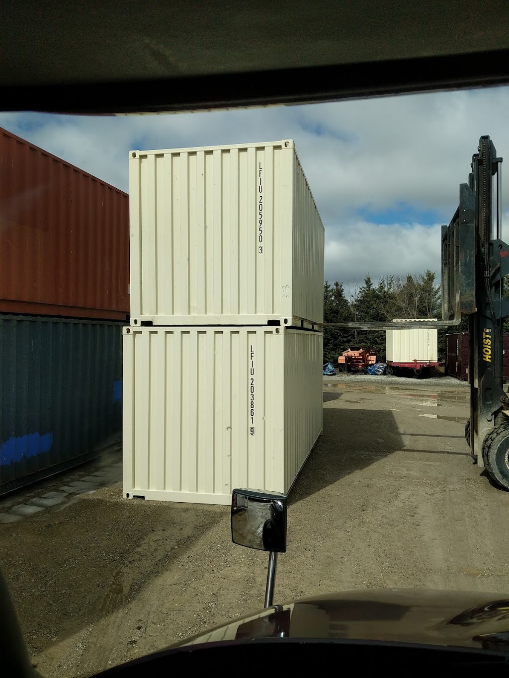 Dobsons Trailer Yard | 895 King St, Palmerston, ON N0G 2P0, Canada | Phone: (519) 343-3521