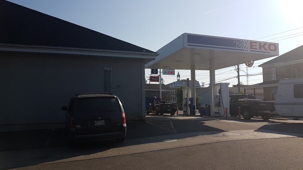 Bonichoix Marché St-Stanislas inc. | 1395 Rue Principale, Saint-Stanislas-de-Champlain, QC G0X 3E0, Canada | Phone: (418) 328-3341