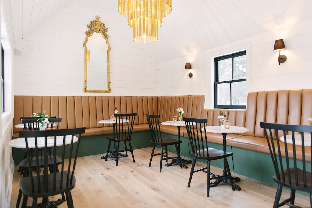 Garden Grove Café | 2 Grove Ave, Rothesay, NB E2E 5K3, Canada | Phone: (506) 847-0800