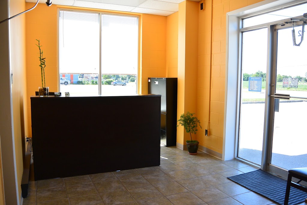 Champion Chiropractic & Wellness Centre | 7975 Yonge St #12, Innisfil, ON L9S 1L2, Canada | Phone: (705) 721-5560