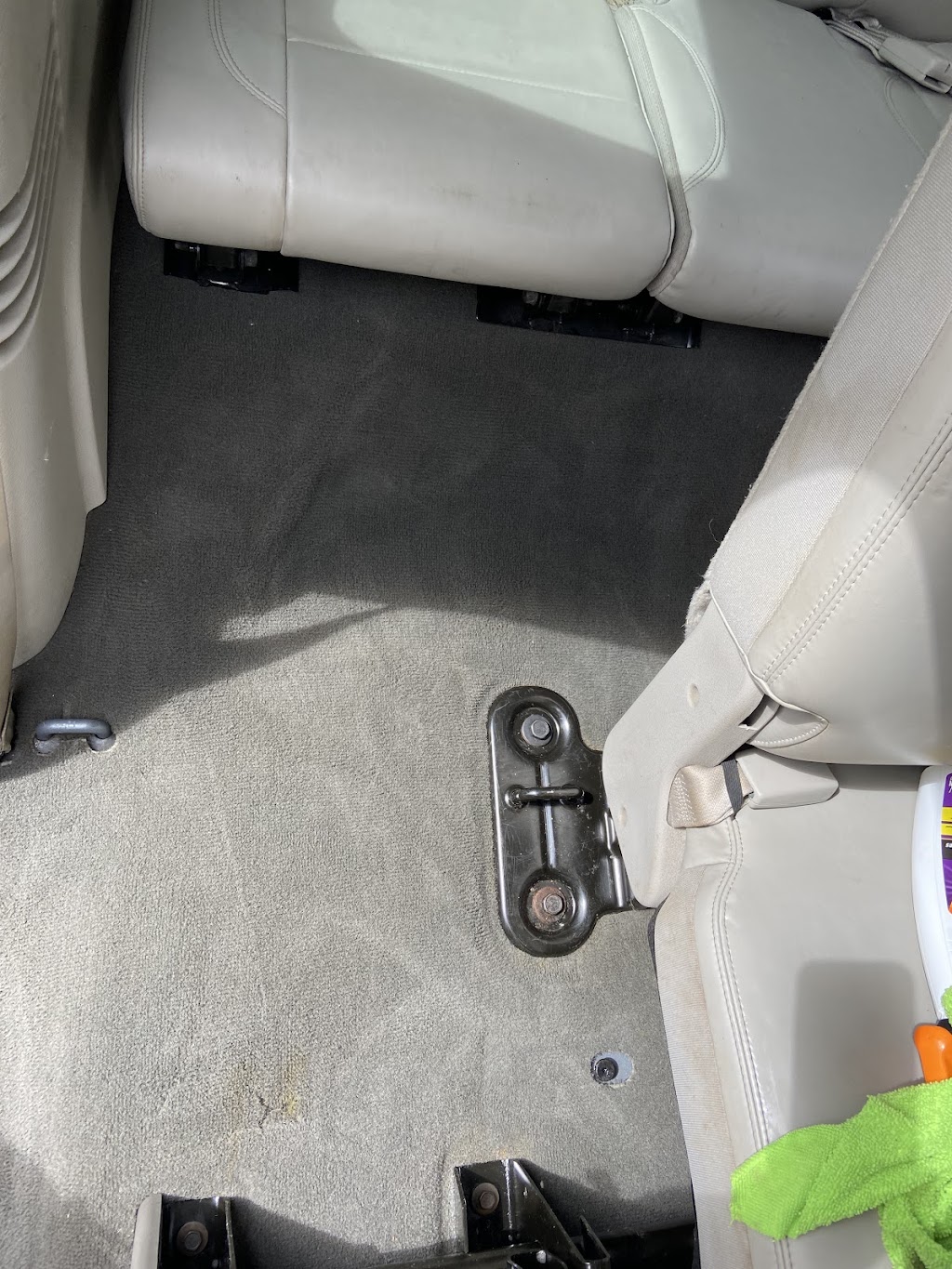 Kais Custom Cleaning | 9098 Queen St, Langley Twp, BC V1M 2R5, Canada | Phone: (604) 910-7052