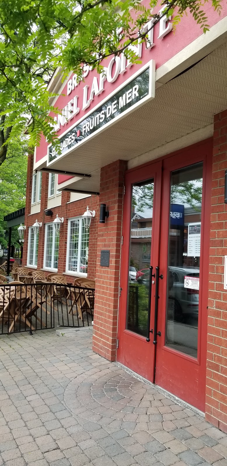Brasserie Daniel Lapointe Drummondville | 114 Rue Hériot, Drummondville, QC J2C 1J6, Canada | Phone: (819) 477-6111