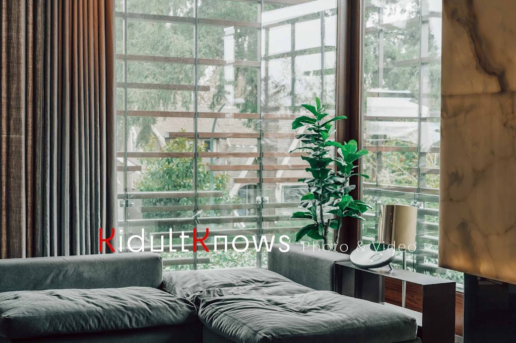 Kidultknows Media 顽童先生摄影工作室 | 1453 Marguerite St, Coquitlam, BC V3E 0B3, Canada | Phone: (778) 898-0514