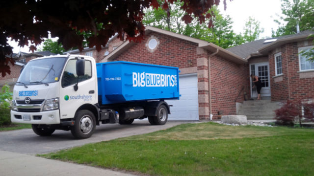 Big Blue Bins | 636 Dunlop St W, Barrie, ON L4N 9W5, Canada | Phone: (705) 726-7222