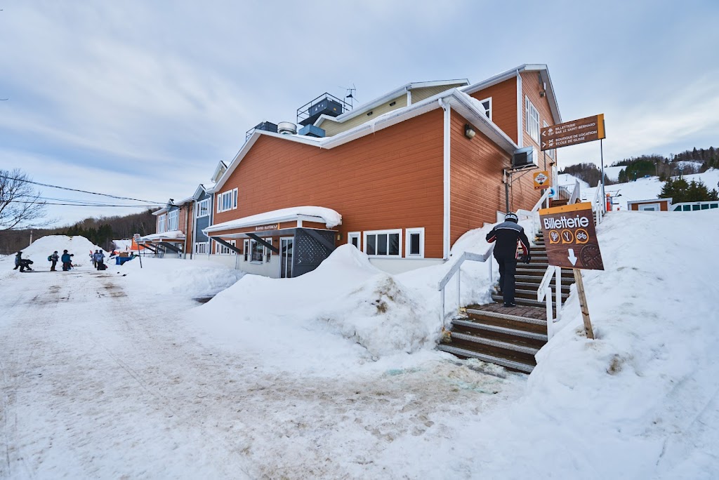 Mont Lac-Vert | 173 Chem. du Vallon, Hébertville, QC G8N 1M5, Canada | Phone: (418) 344-4000