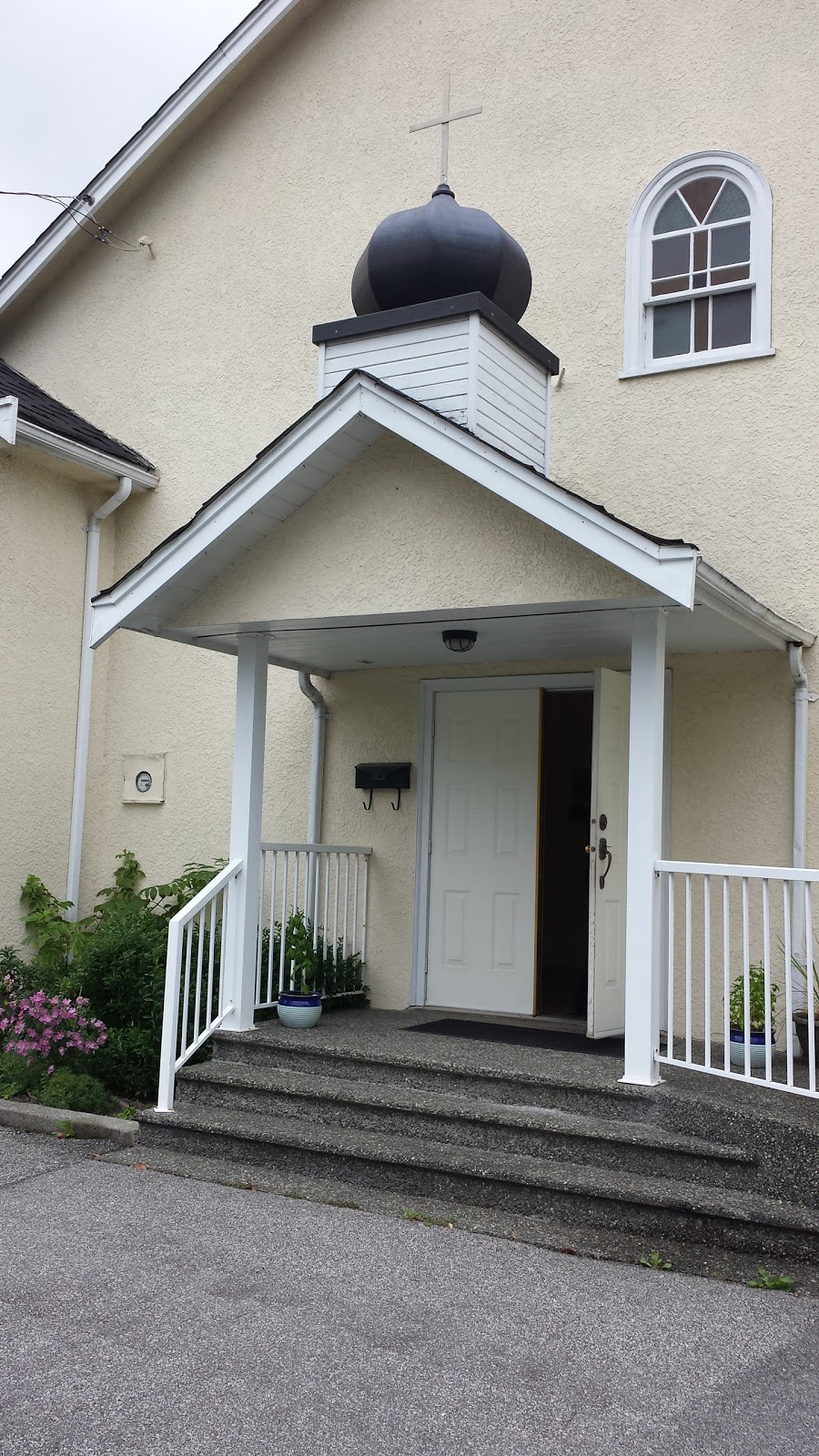 Eastern Catholic Church | 8700 Railway Ave, Richmond, BC V7C 3K3, Canada