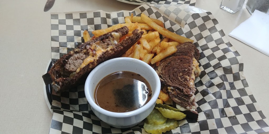 Smokestack Diner | 210 W Main St, Everson, WA 98247, USA | Phone: (360) 656-5794