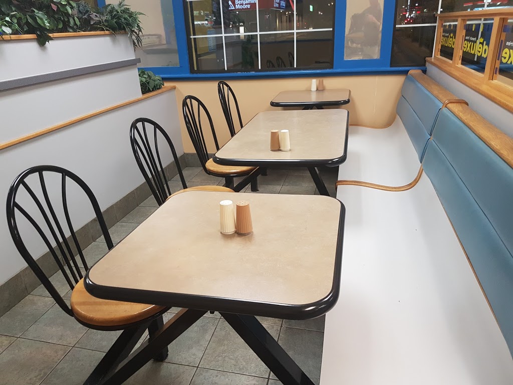 Deluxe French Fries | 450 Paul St, Dieppe, NB E1A 5T5, Canada | Phone: (506) 388-1920