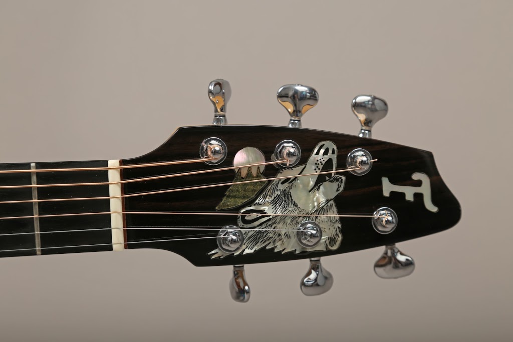 Andre Forget Guitars | 444 Cedar Point Rd, Tiny, ON L9M 0H1, Canada | Phone: (705) 533-3273