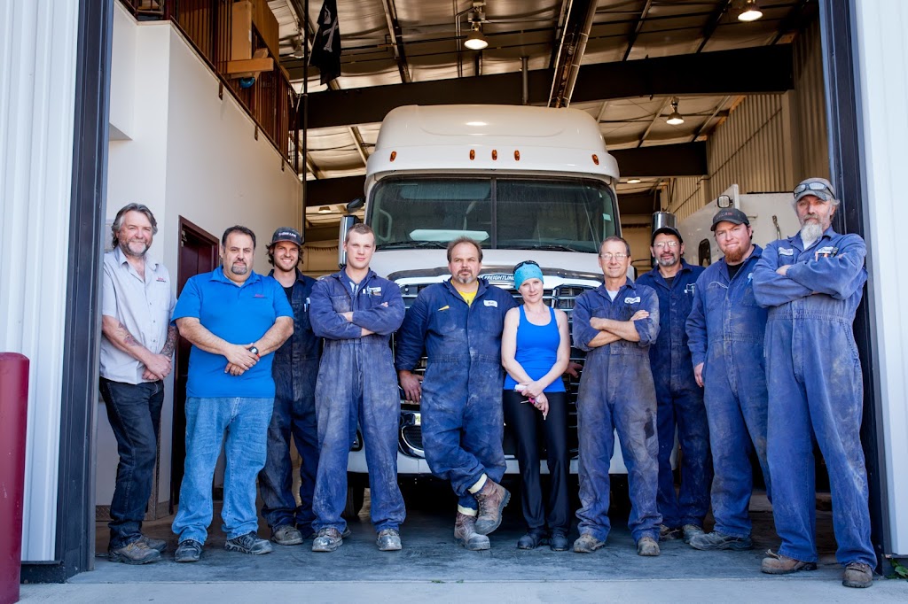RJames Western Star Freightliner | 2072 Falcon Rd, Kamloops, BC V2C 4J3, Canada | Phone: (250) 374-1431