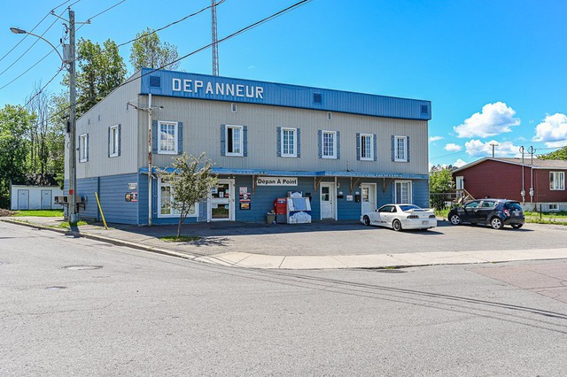 Dépan À Point | 308 Rue Grâce, Lachute, QC J8H 1L9, Canada | Phone: (450) 562-2337