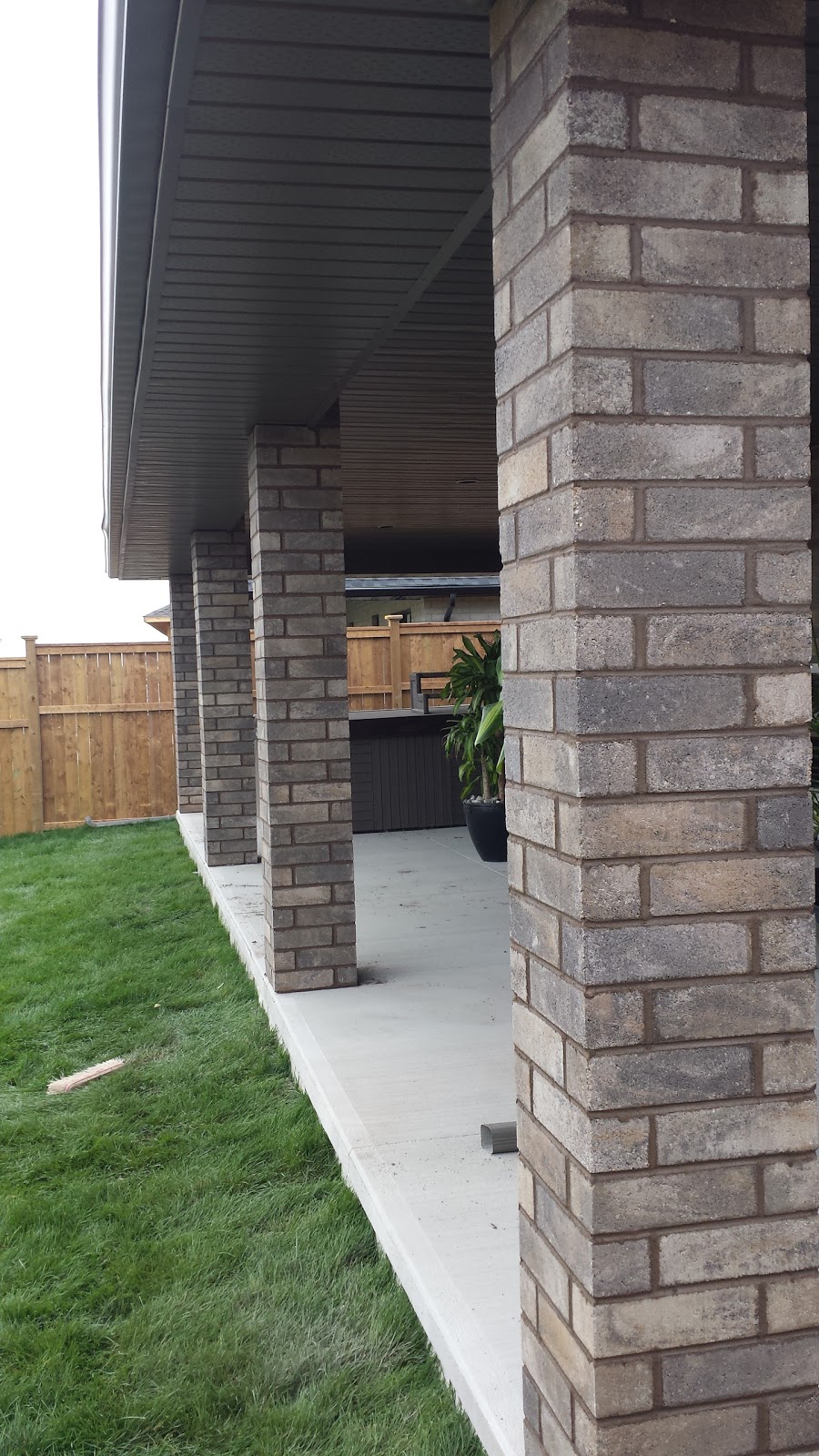 John Henry Masonry Ltd | 3260 Stonebrook Rd, Brights Grove, ON N0N 1C0, Canada | Phone: (519) 312-5648