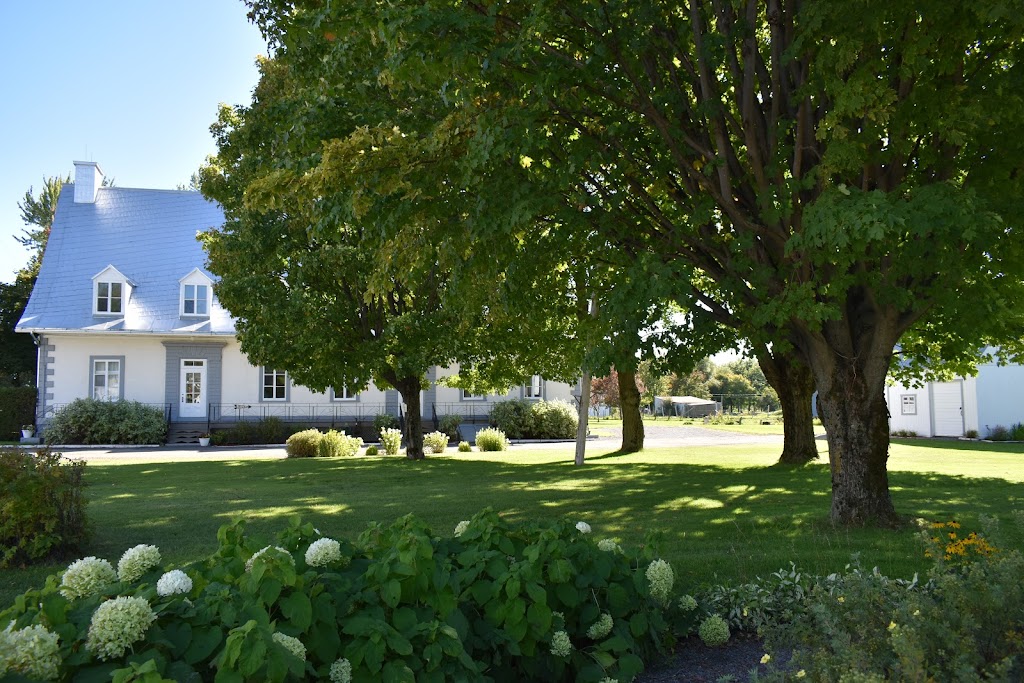 Paroisse Notre-Dame-de-la-Nouvelle-France | 165 Rue de lÉglise, Saint-Joachim, QC G0A 3X0, Canada | Phone: (418) 827-2885