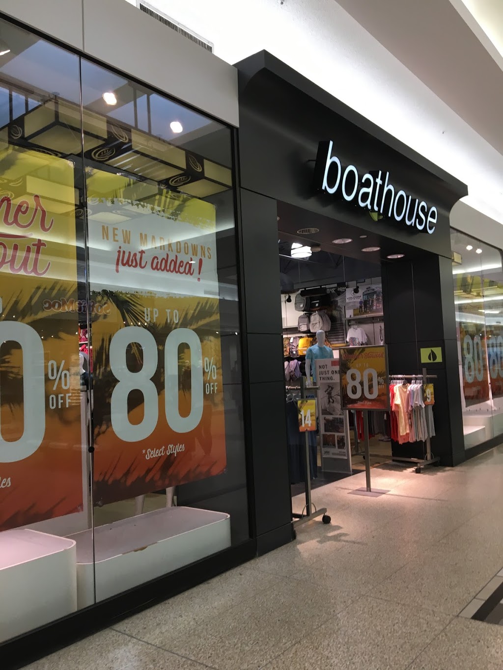 Boathouse | 1555 Regent Ave. W, Winnipeg, MB R2C 4J2, Canada | Phone: (204) 661-4716