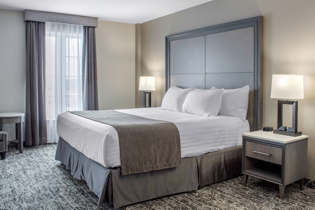 Chateau Moncton Hotel & Suites | 100 Main St, Moncton, NB E1C 1B9, Canada | Phone: (506) 870-4444