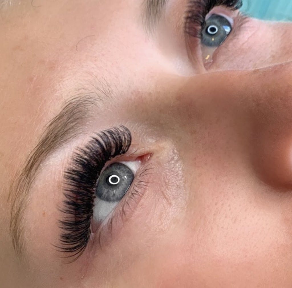 Libra Lash Studio | 11 Lees St, Red Deer, AB T4R 2P1, Canada | Phone: (403) 396-8187