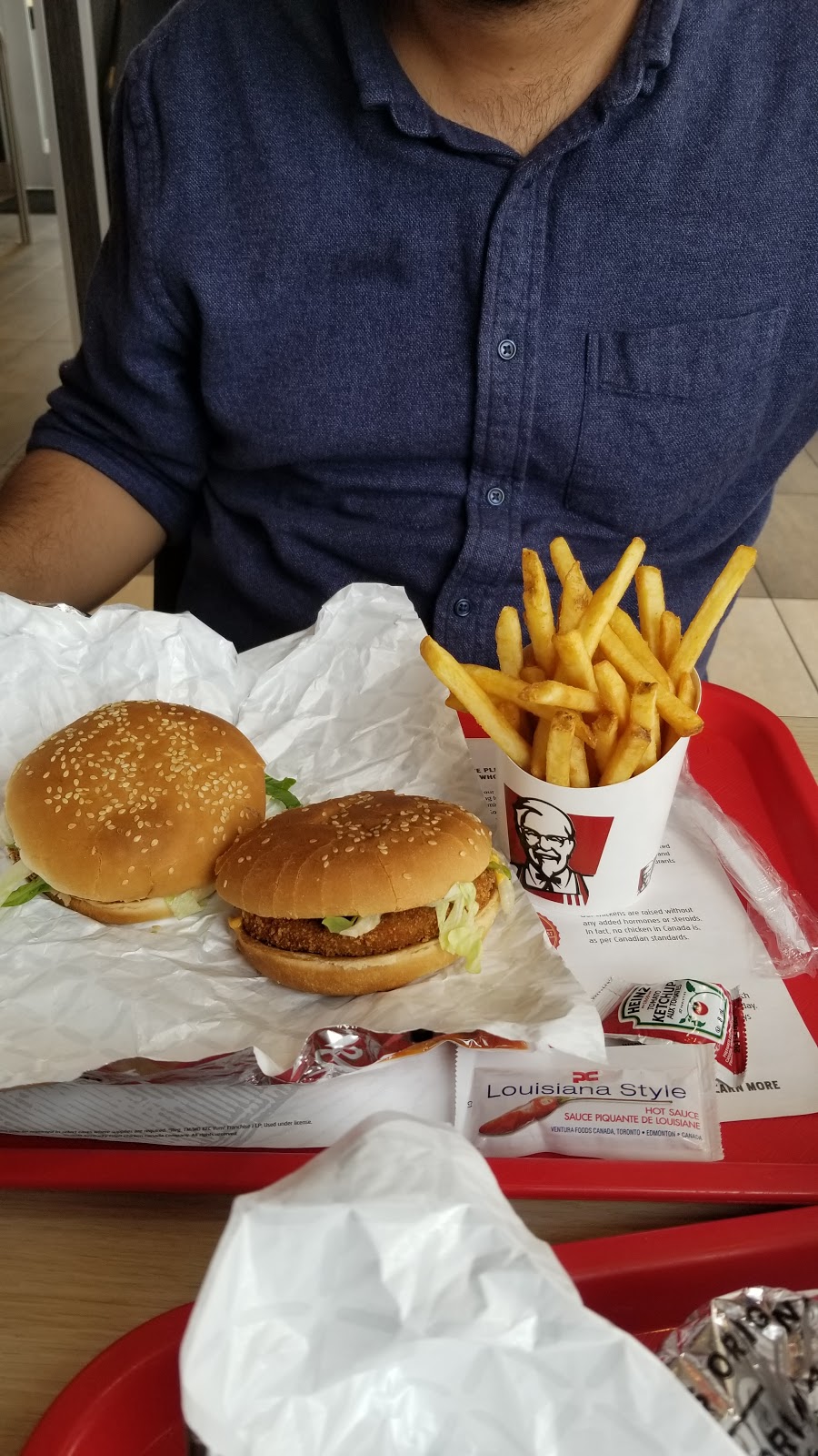 KFC | 2335-2391 Appleby Line bldg k, Burlington, ON L7L 0B6, Canada | Phone: (289) 293-0121