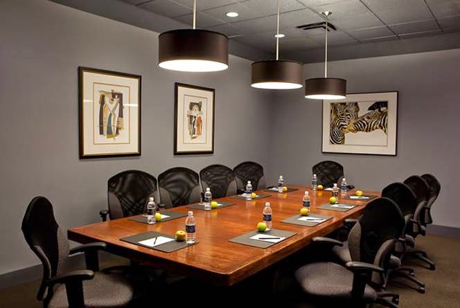 Executive Royal Hotel Edmonton | 10010 178 St NW, Edmonton, AB T5S 1T3, Canada | Phone: (780) 484-6000