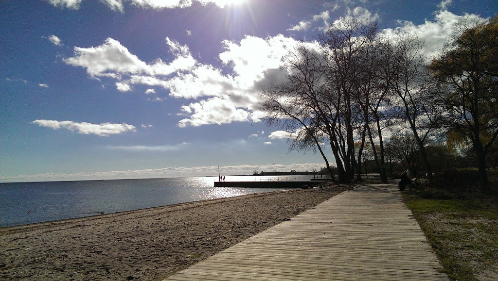 Marie Curtis Park | 2 Forty Second St, Etobicoke, ON M8W 3P2, Canada | Phone: (416) 392-2489