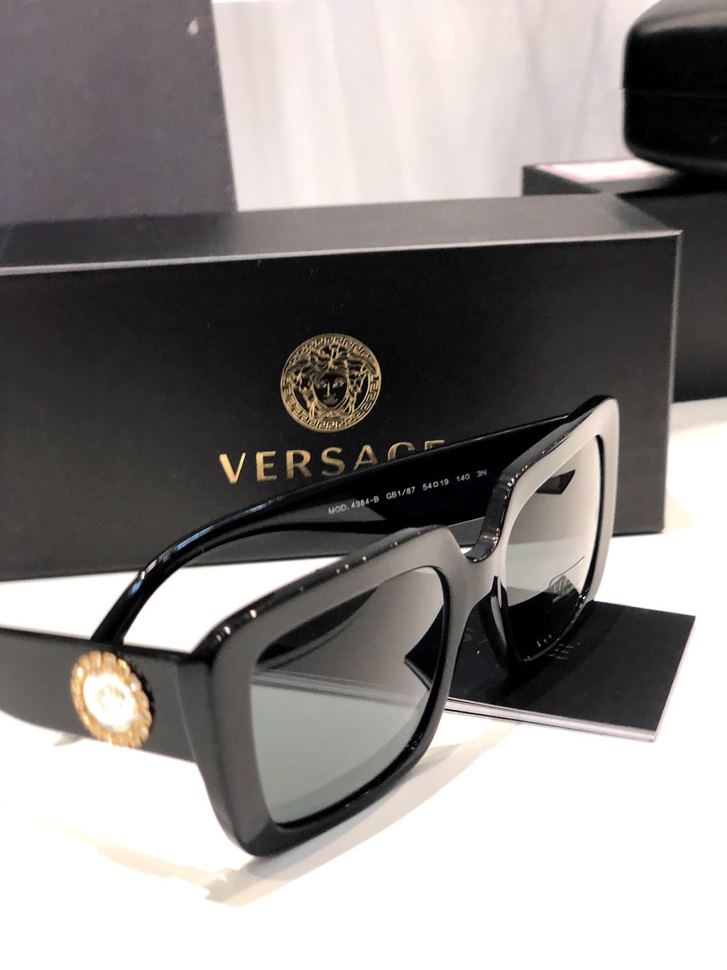 Leruso Eyewear | 7131 Bathurst St Unit 105, Thornhill, ON L4J 7Z1, Canada | Phone: (905) 881-4123