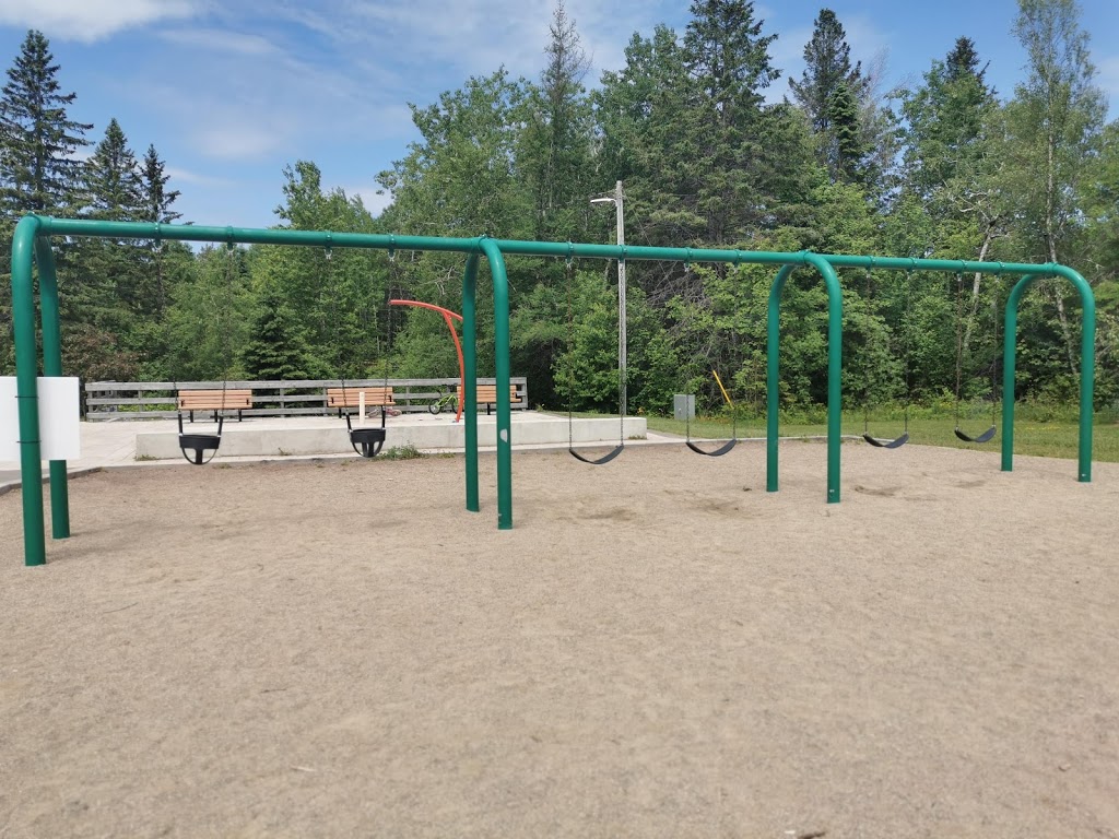 Grove Hamlet Park | 39 Ripplewood Rd, Moncton, NB E1A 6P5, Canada | Phone: (506) 853-3516