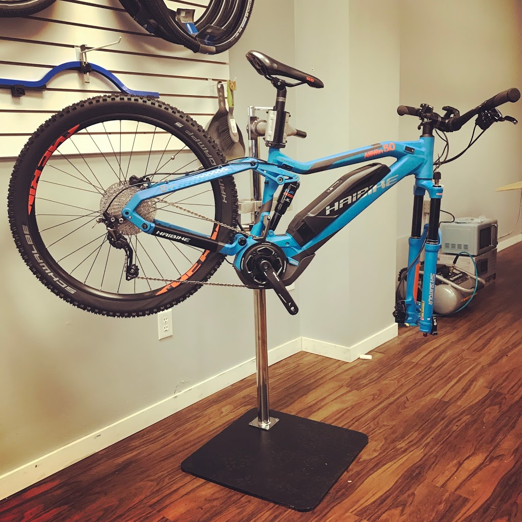 Cit-E-Cycles Electric Bikes - Victoria | 2612 Bridge St #100, Victoria, BC V8T 4S9, Canada | Phone: (250) 382-8329