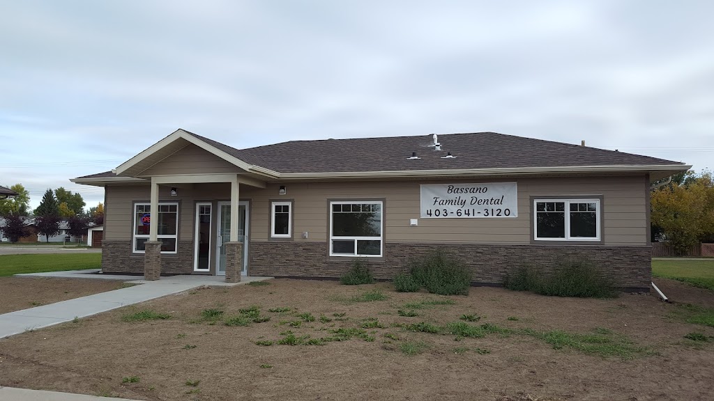Bassano Family Dental | 514 2 St, Bassano, AB T0J 0B0, Canada | Phone: (403) 641-3120