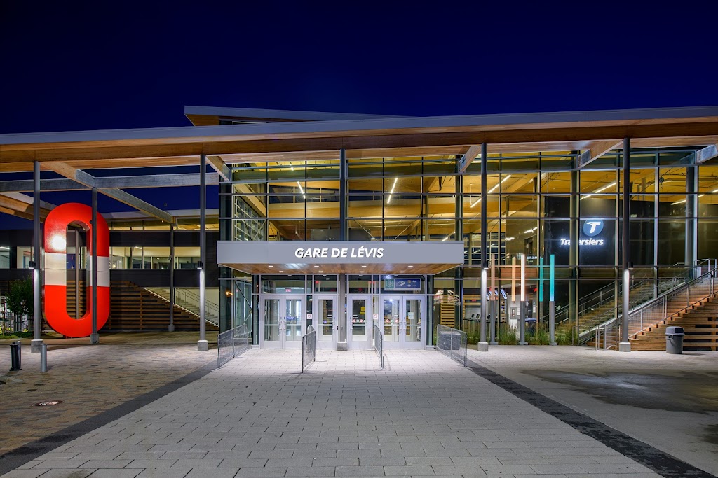 Gare fluviale de Québec | 10 Rue des Traversiers, Québec, QC G1K 8L8, Canada | Phone: (877) 787-7483