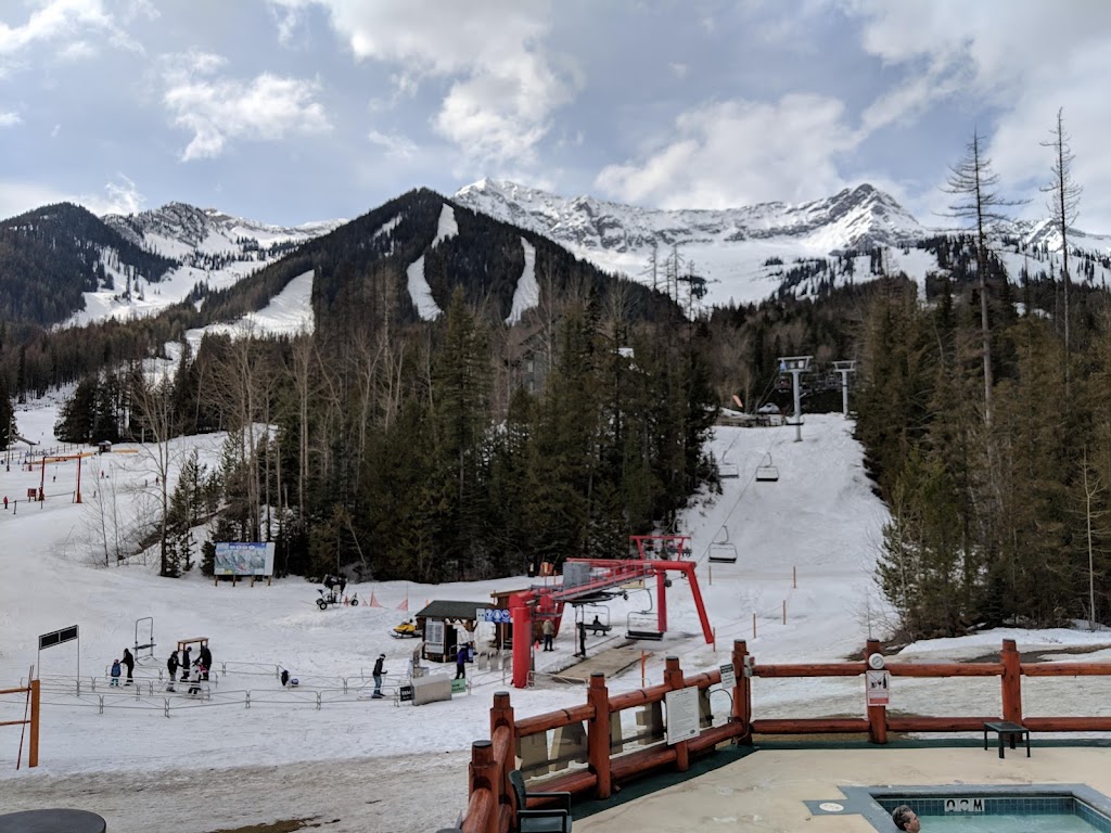Cirque Restaurant And Bar | 5346 Highline Dr, Fernie, BC V0B 1M6, Canada | Phone: (250) 423-2056