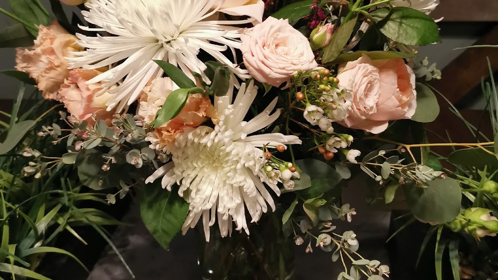 Wildflowers Design | 170 Cliff View Dr, Enderby, BC V0E 1V1, Canada | Phone: (250) 804-9978