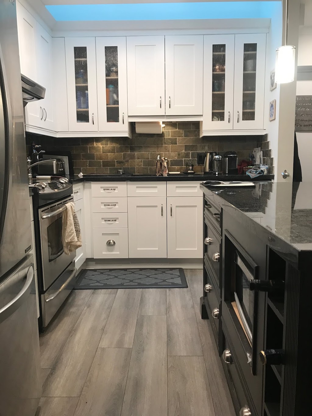 Vancouver Kitchen Cabinet Painting | 7990 Argyle St, Vancouver, BC V5P 3L7, Canada | Phone: (604) 724-6837