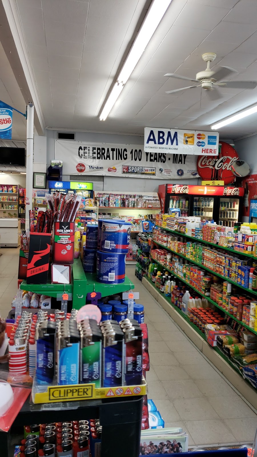 Victoria Convenience | 113 Victoria Av, Belleville, ON K8N 2A7, Canada | Phone: (613) 962-5651