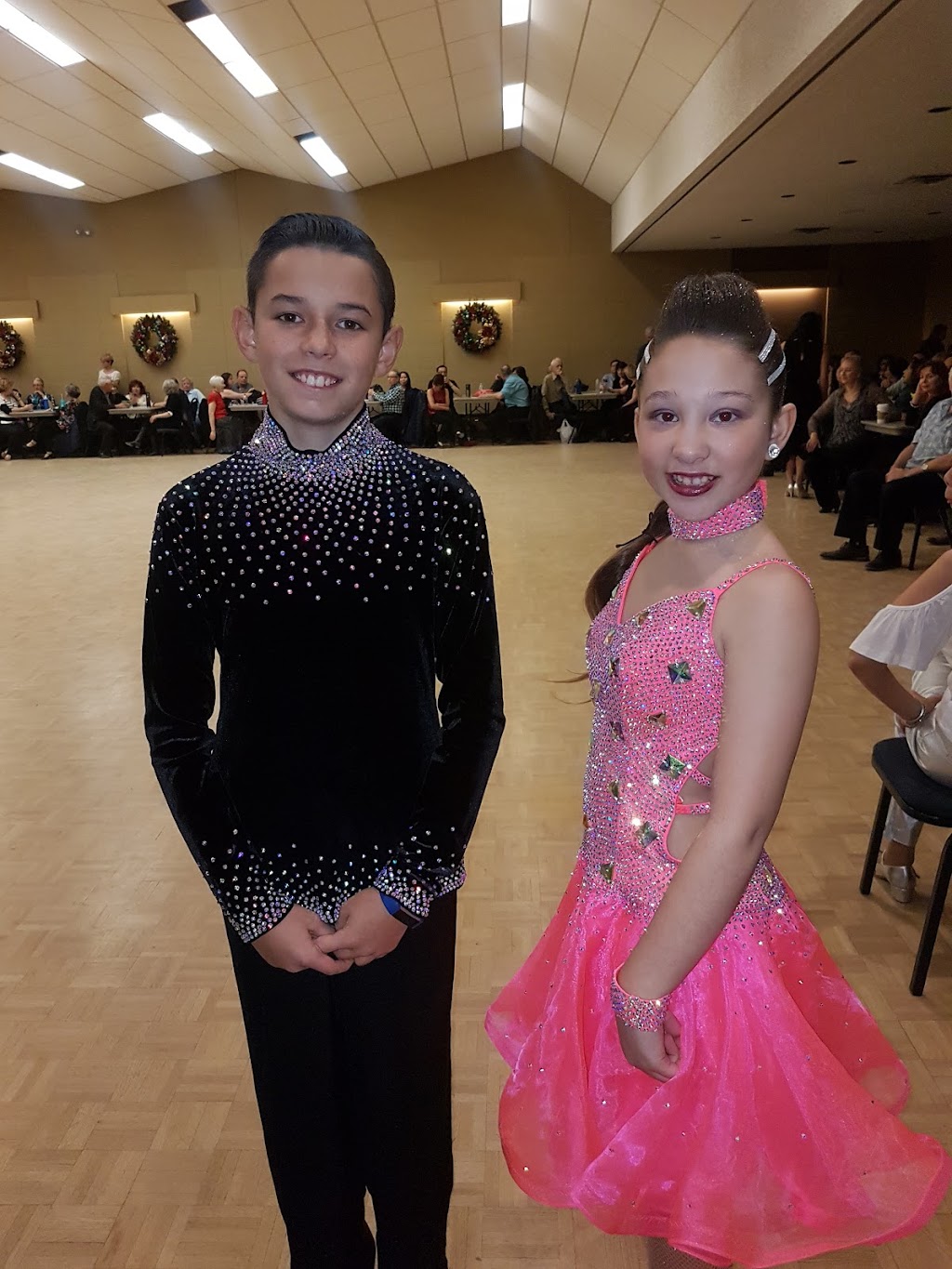 Calgary little Stars | Covecreek Mews NE, Calgary, AB T3K 0V8, Canada | Phone: (403) 926-4445