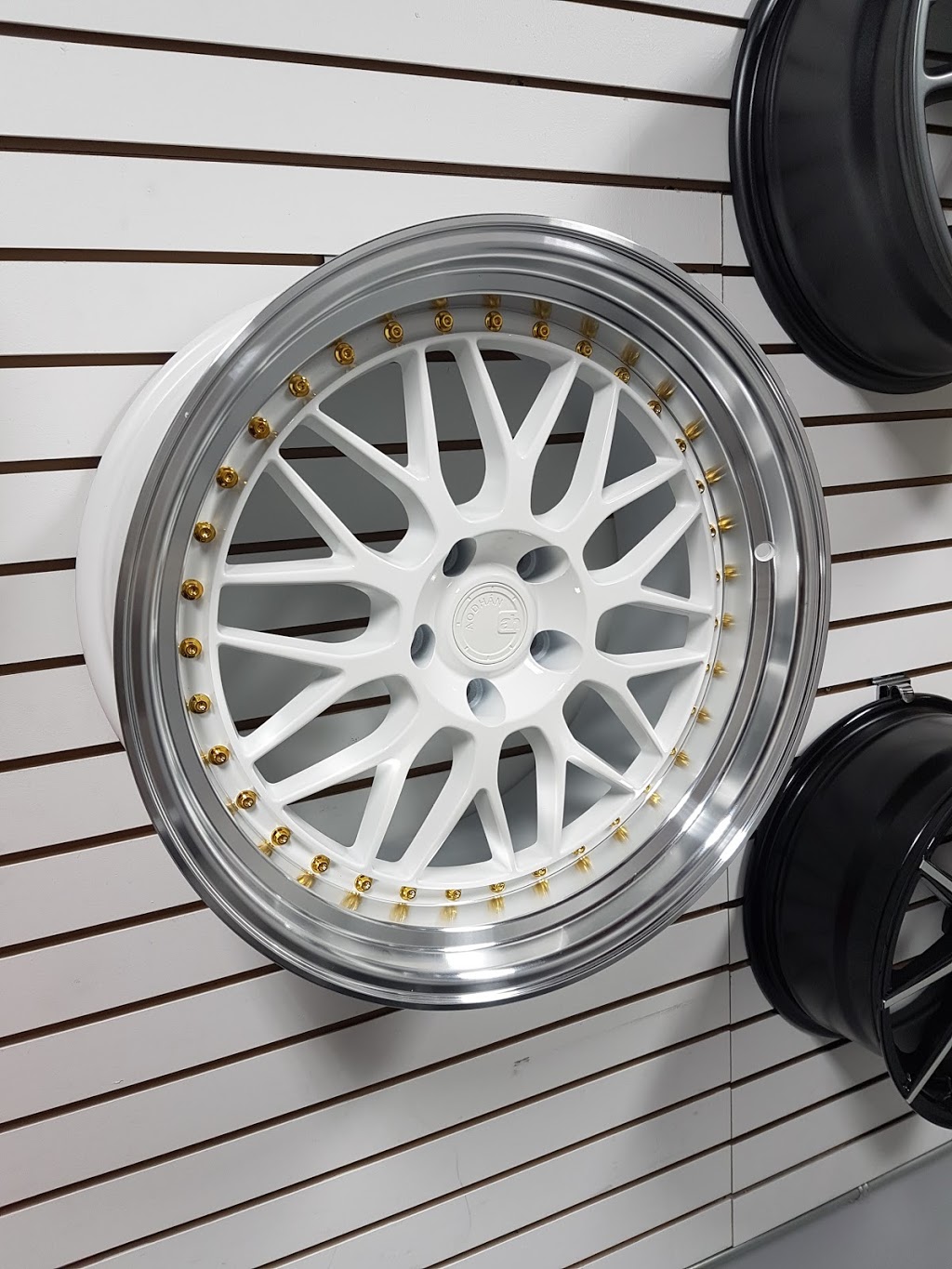 The Wheel House Automotive | 1638 Cyrville Rd Unit 5, Gloucester, ON K1B 3L8, Canada | Phone: (613) 422-8888