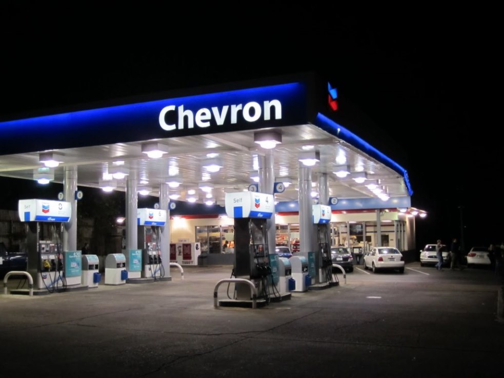 Chevron | 5736 Main St, Vancouver, BC V5W 2S8, Canada | Phone: (604) 321-7140