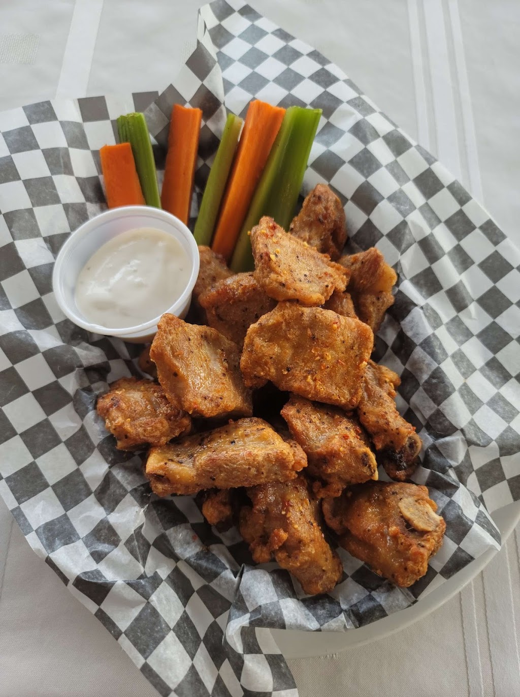 Stanleys BBQ Grill House | 215 Mountain View Rd, Waterton Lakes National Park of Canada, 215 Mount View Road, Waterton Park, AB T0K 2M0, Canada | Phone: (403) 859-0003