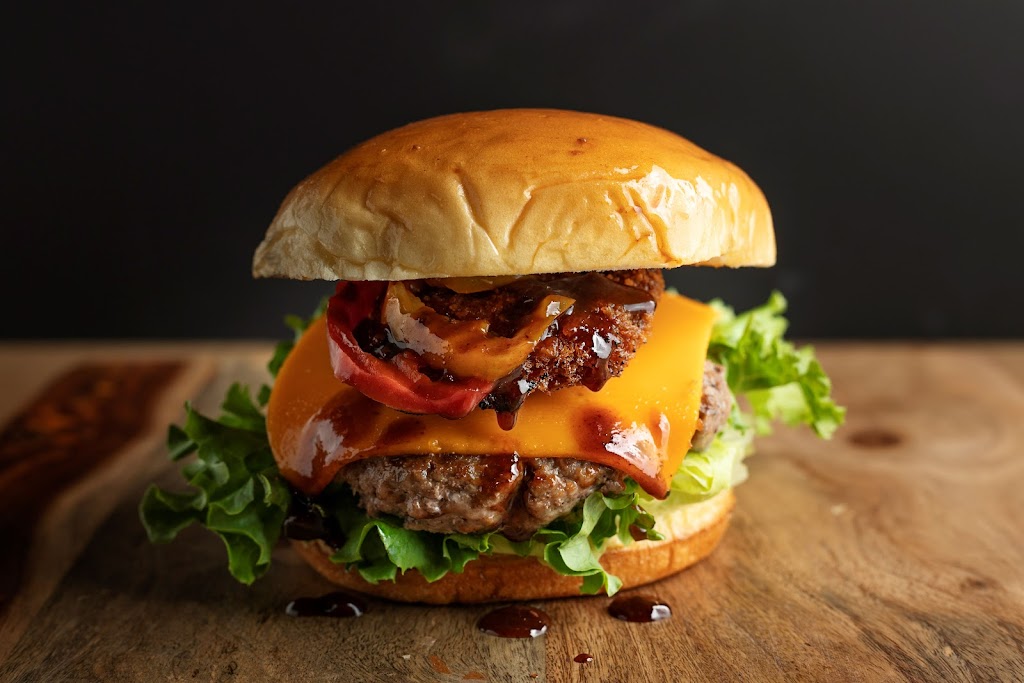 Meat The Bun | 9080 25 Ave SW #118, Edmonton, AB T6X 2H4, Canada | Phone: (587) 754-5863