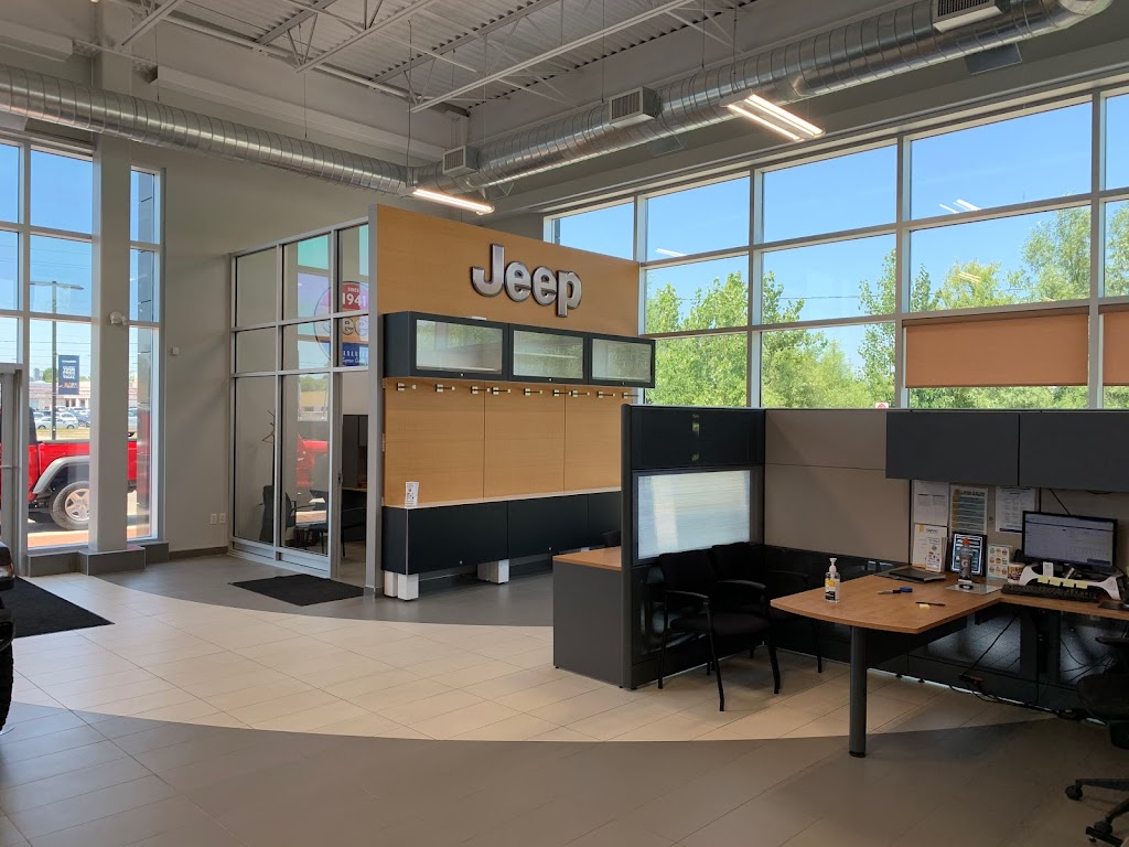 Rose City Chrysler Dodge Jeep Limited | 916 Niagara St, Welland, ON L3C 1M3, Canada | Phone: (365) 652-0722