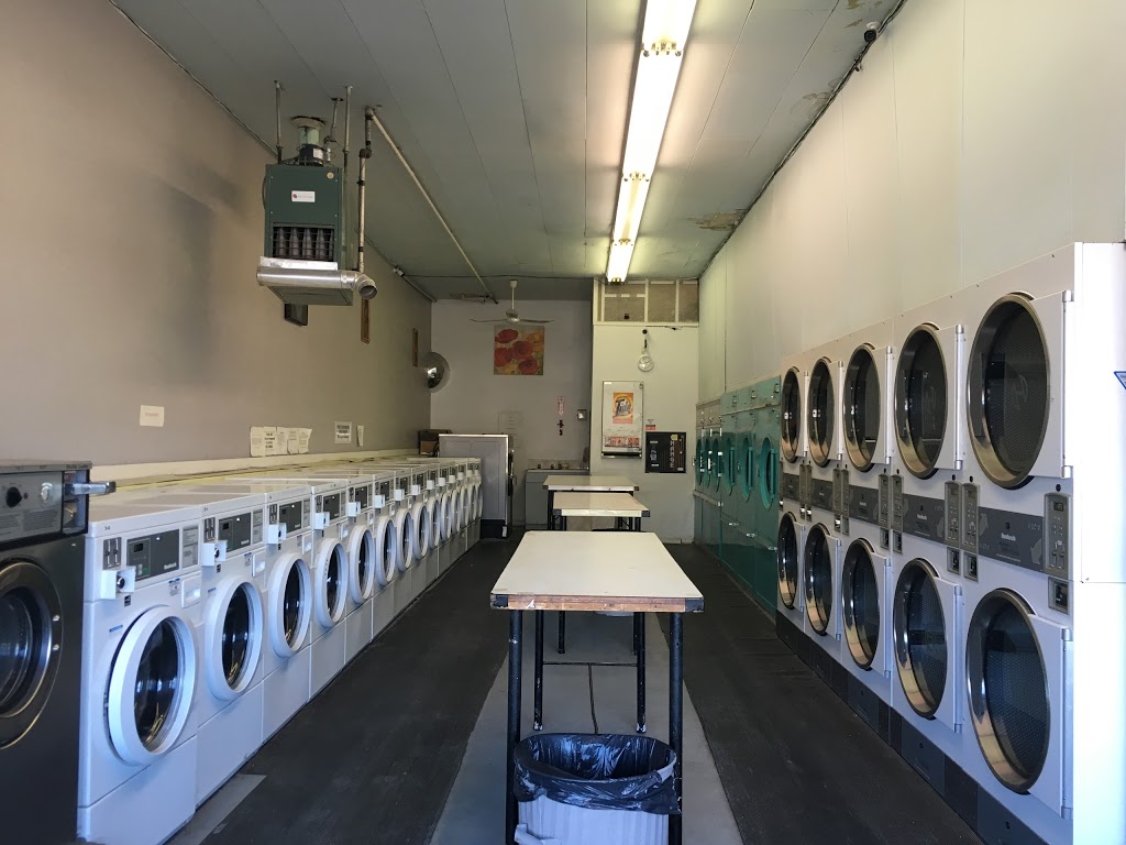 Scotties Coin Laundry | 1609 29th St W, Saskatoon, SK S7L 0N6, Canada | Phone: (306) 382-7340