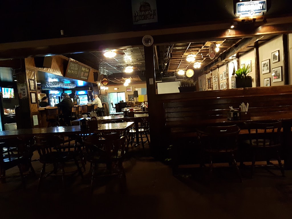 Fox & Hound Neighbourhood Pub | 720 Coverdale Rd, Riverview, NB E1B 3L8, Canada | Phone: (506) 387-2883