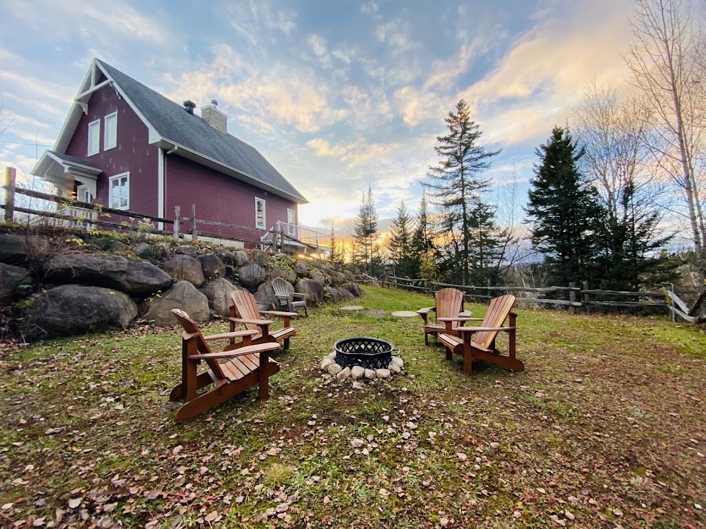 Chalet Le Polaire | 461 Rue Marie, Saint-Côme, QC J0K 2B0, Canada | Phone: (438) 880-7006