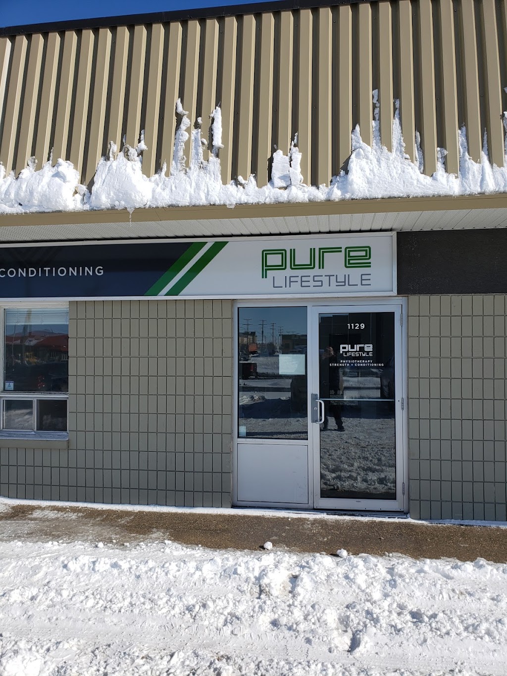 Pure Lifestyle Ltd | 1129 Empress St, Winnipeg, MB R3E 3H1, Canada | Phone: (204) 338-7873